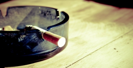 Um terço dos portugueses inquiridos reduziram ou cessaram o consumo de tabaco durante o isolamento
